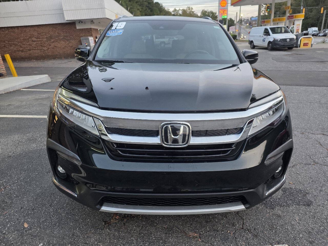 Used 2019 Honda Pilot Touring image 9