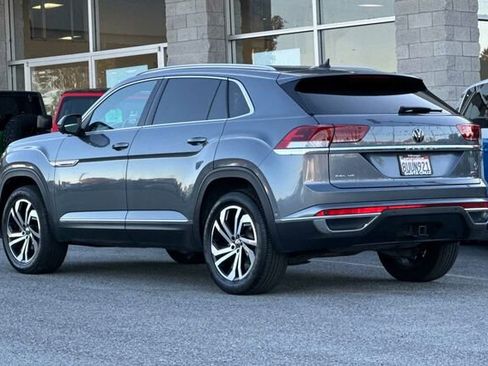 Used 2020 Volkswagen Atlas Cross Sport SEL Premium image 6