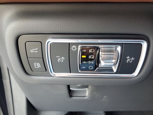 New 2026 Lincoln Nautilus Reserve AWD/4WD image 14