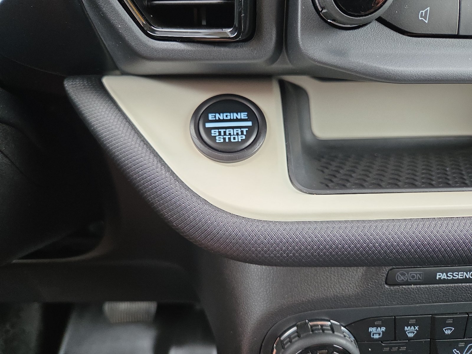 Used 2024 Ford Bronco Sport Heritage AWD/4WD image 19