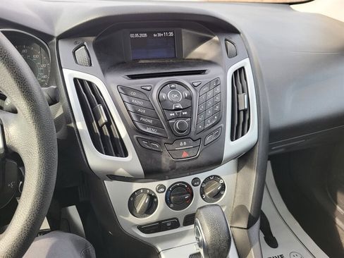 Used 2013 Ford Focus SE image 18