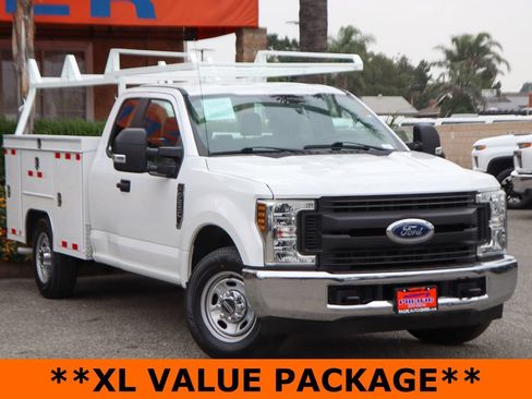 Used 2019 Ford F250 XL w/ XL Value Package RWD image 2
