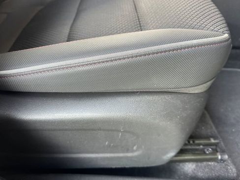 Used 2023 Chevrolet TrailBlazer RS w/ Convenience Package image 23