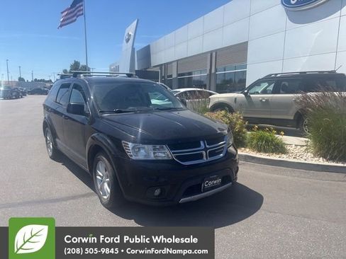 Used 2015 Dodge Journey SXT w/ Flexible Seating Group AWD/4WD image 2
