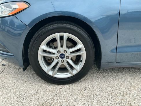 Used 2018 Ford Fusion SE w/ Fusion SE Technology Package image 40