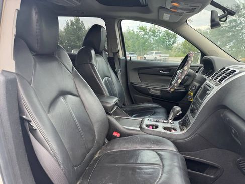 Used 2008 GMC Acadia SLT AWD/4WD image 16