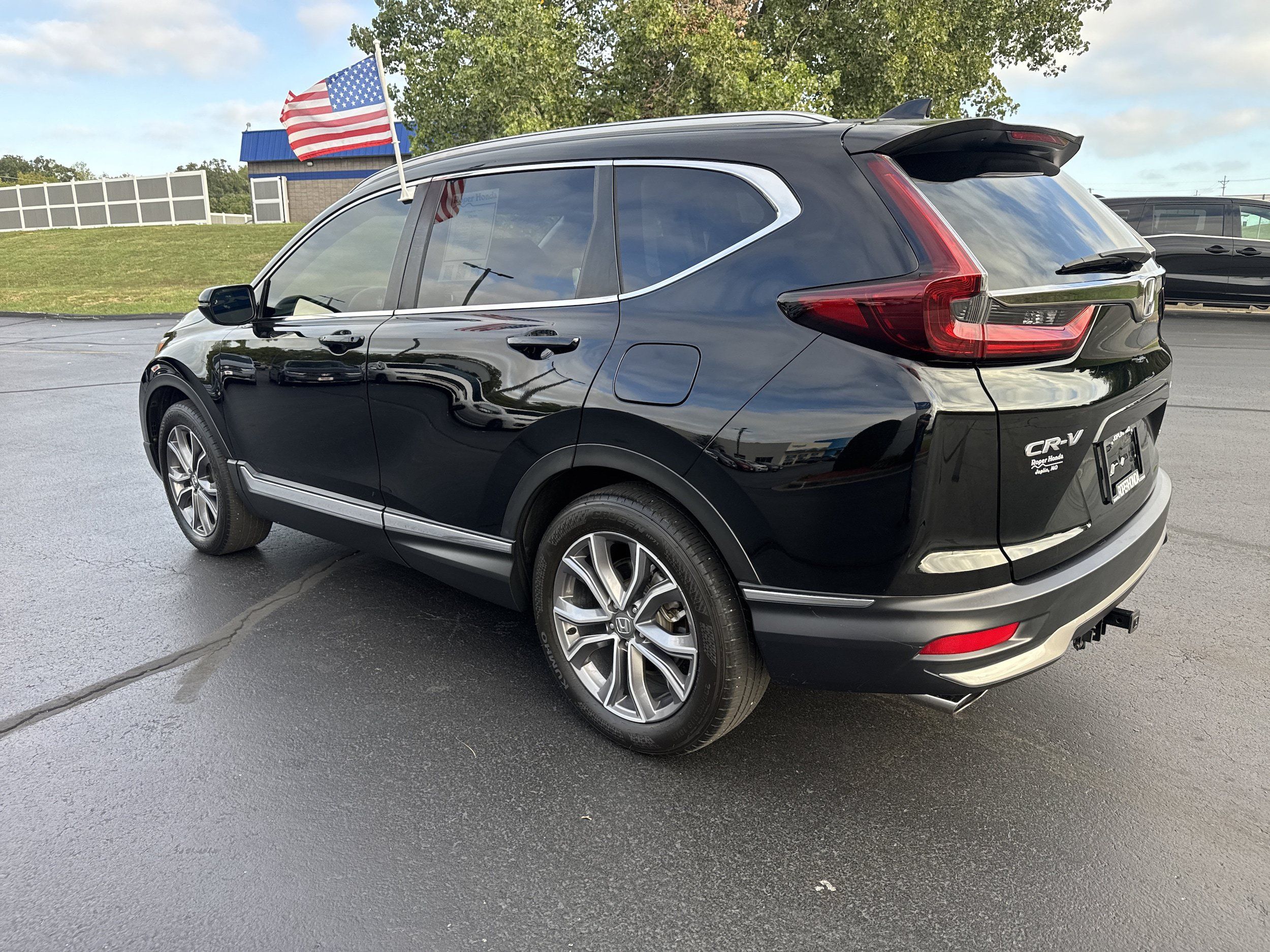 Used 2022 Honda CR-V Touring image 10