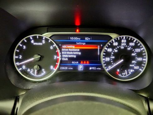 Used 2020 Nissan Sentra SV FWD image 14
