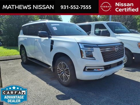 Certified 2025 Nissan Armada SL w/ Captain's Chari Seat Package AWD/4WD image 1