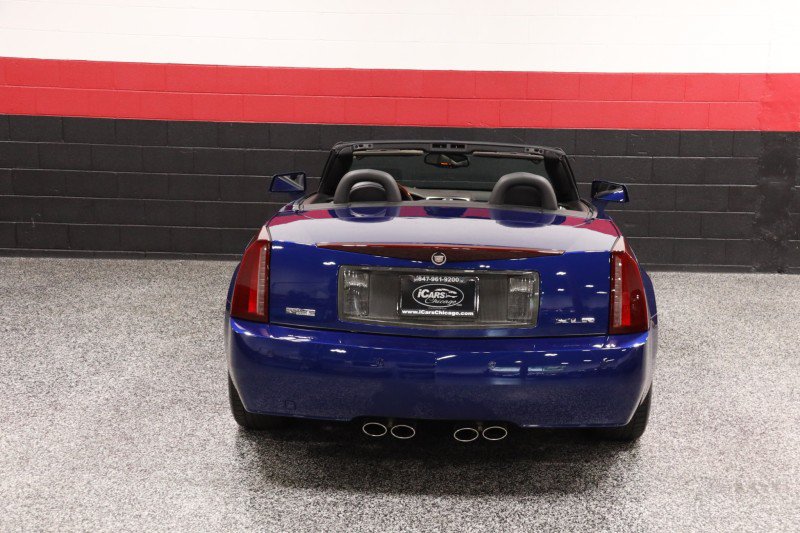 Used 2006 Cadillac XLR RWD image 29