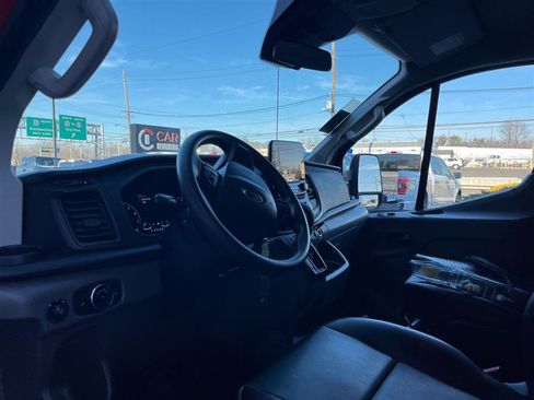 Used 2020 Ford Transit 150 XL image 13