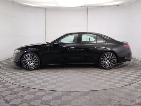 New 2026 Mercedes-Benz E 450 4MATIC Sedan image 8