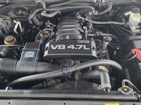 Used 2006 Toyota Sequoia SR5 RWD image 16