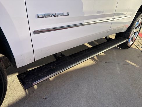 Used 2016 GMC Yukon Denali w/ Open Road Package image 20