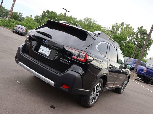 Used 2024 Subaru Outback Touring XT AWD/4WD image 7
