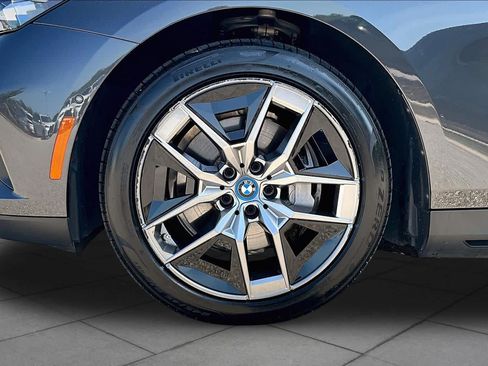 Used 2024 BMW i5 eDrive40i RWD image 10