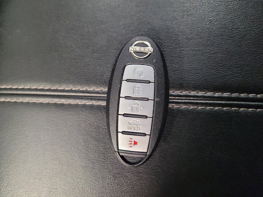 Used 2025 Nissan Altima 2.5 SV FWD image 32