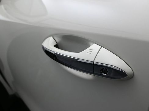 Used 2025 INFINITI QX60 Luxe w/ Vision Package image 12