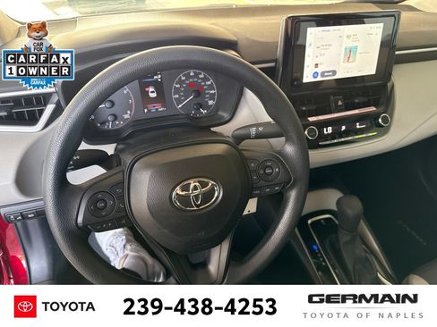 Used 2025 Toyota Corolla LE FWD image 16
