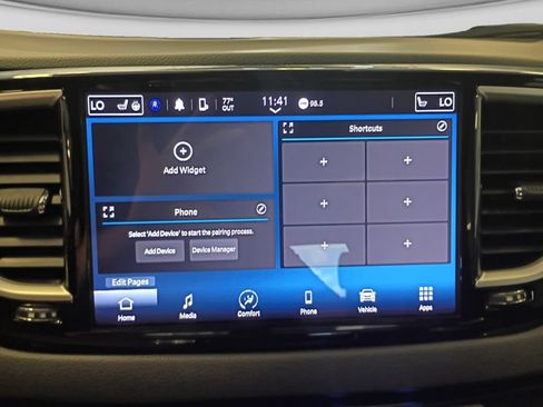 Used 2023 Chrysler Pacifica Touring-L FWD image 24
