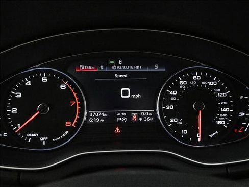 Used 2023 Audi Q5 2.0T Premium w/ Convenience Package image 11