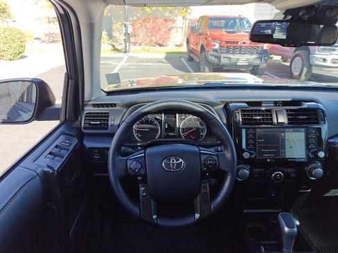Used 2024 Toyota 4Runner TRD Off-Road Premium image 24