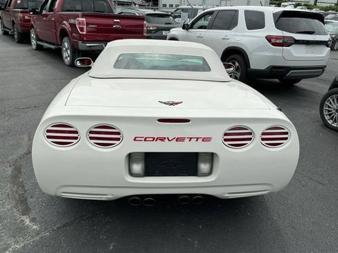Used 2001 Chevrolet Corvette Convertible w/ Preferred Equipment Group2 RWD image 6