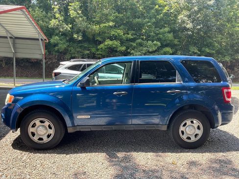 Used 2008 Ford Escape XLS AWD/4WD image 1
