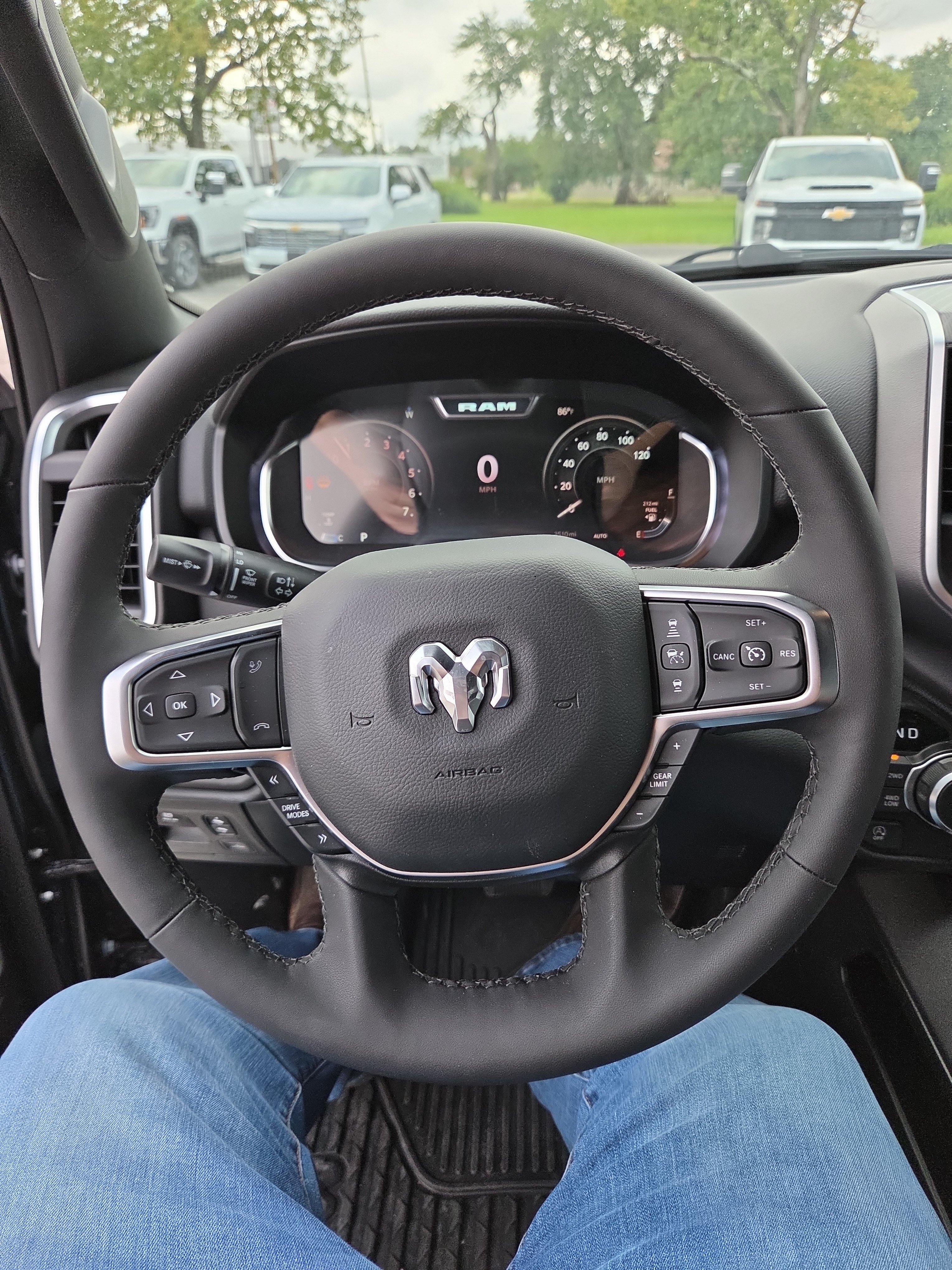 Used 2026 RAM 1500 Big Horn AWD/4WD image 8