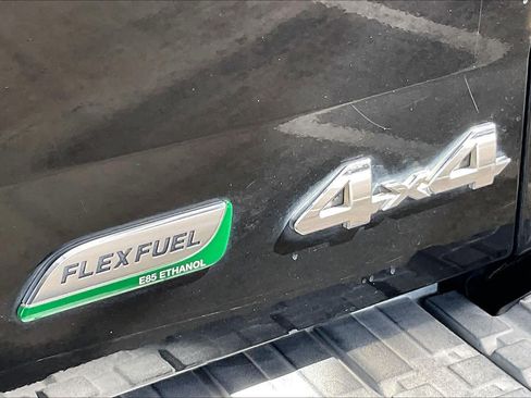 Used 2012 Toyota Tundra Limited w/ Platinum Pkg image 31