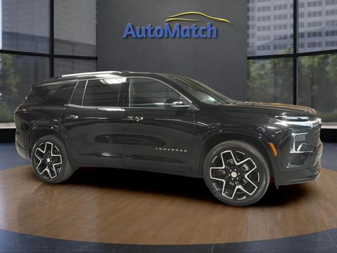 Used 2025 Chevrolet Traverse High Country w/ LPO, Floor Liner Package AWD/4WD image 14