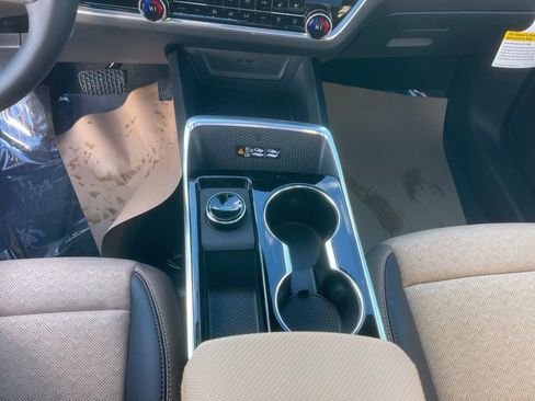 New 2026 Chevrolet Equinox ACTIV w/ Convenience Package III image 19