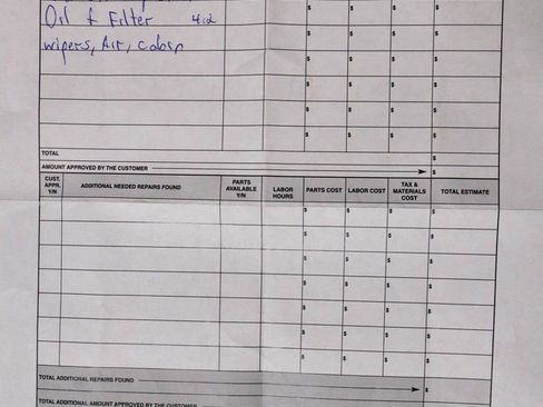 Used 2024 Chevrolet Equinox LT w/ LPO, Floor Liner Package image 5