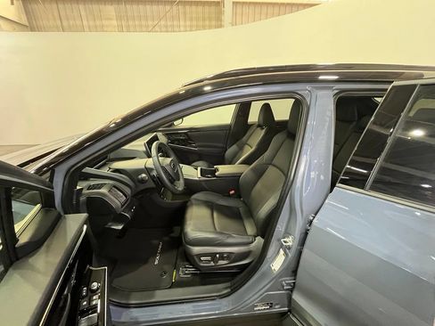 Used 2023 Subaru Solterra AWD image 17