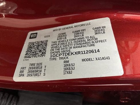 Used 2024 Chevrolet Colorado Z71 w/ Z71 Convenience Package 2 image 41