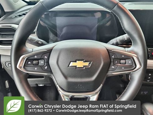 Used 2025 Chevrolet TrailBlazer LT w/ Convenience Package FWD image 22
