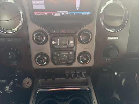 Used 2013 Ford F350 Lariat w/ Lariat Ultimate Pkg image 26