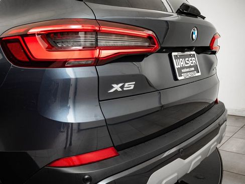 Used 2019 BMW X5 xDrive40i w/ Convenience Package AWD/4WD image 17