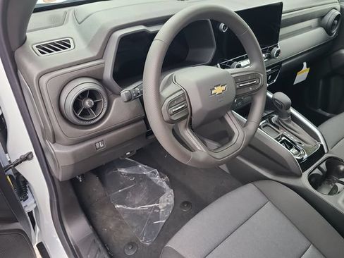 New 2026 Chevrolet Colorado W/T w/ WT Custom Package RWD image 18