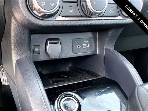 Used 2024 Nissan Versa SV w/ Trunk Package image 15