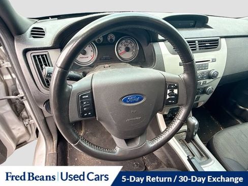 Used 2011 Ford Focus SE w/ 201A Rapid Spec Order Code FWD image 15