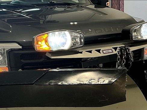 Used 2023 Ford F250 XL w/ Snow Plow Prep Package image 30