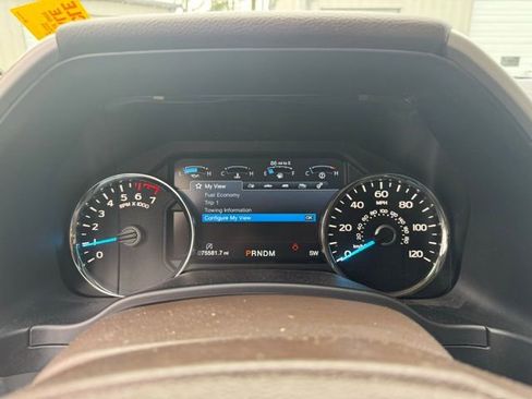 Used 2020 Ford F150 Lariat w/ Equipment Group 502A Luxury image 7