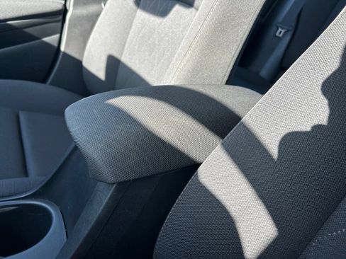 Used 2024 Toyota Corolla LE FWD image 34