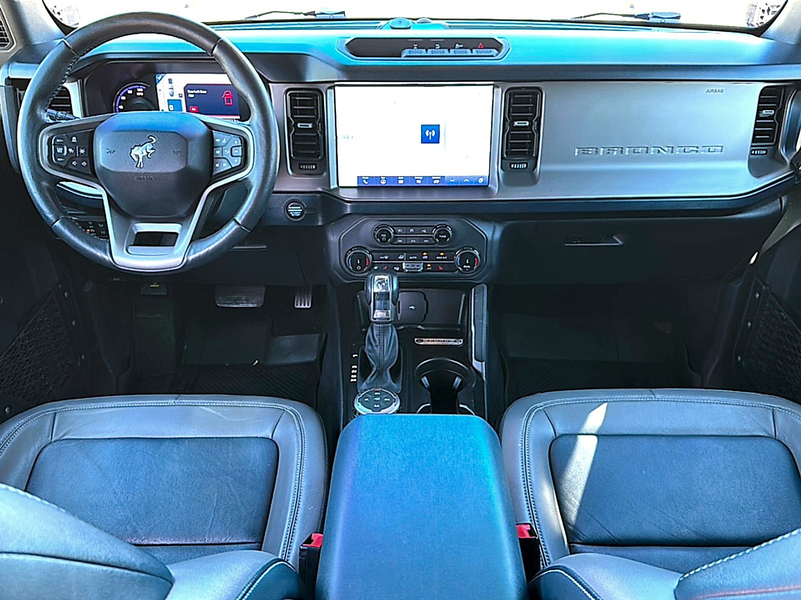 Used 2022 Ford Bronco Outer Banks AWD/4WD image 21