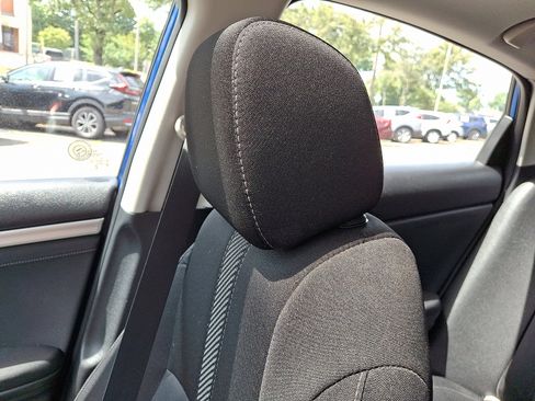 Certified 2018 Honda Civic EX image 17