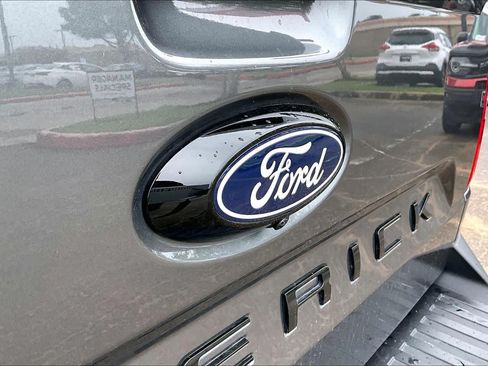 Used 2025 Ford Maverick XLT w/ XLT Luxury Package AWD/4WD image 10