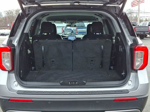 Certified 2024 Ford Explorer XLT w/ Equipment Group 202A image 29