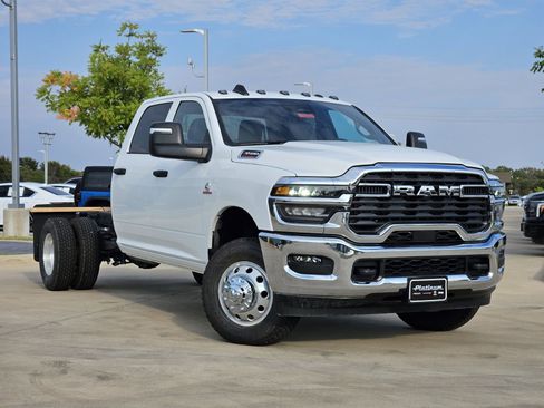 New 2025 RAM 3500 Tradesman w/ Chrome Appearance Group image 6