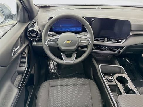 New 2026 Chevrolet Equinox LT w/ Safety and Technology Package AWD/4WD image 23